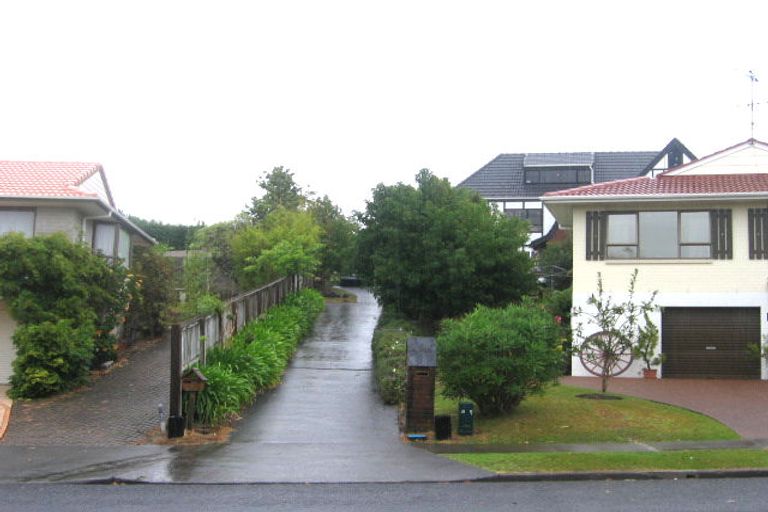 Photo of property in 133a Chelsea View Drive, Chatswood, Auckland, 0626