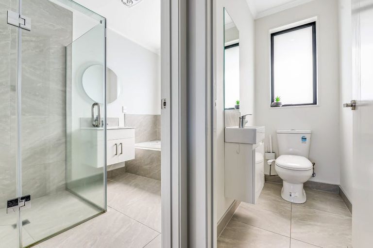 Photo of property in 1 Kaaka Street, Cambridge, 3434