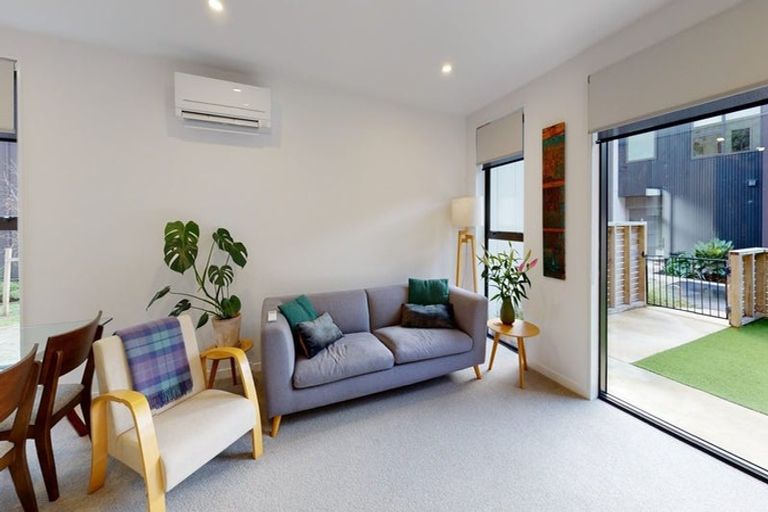 Photo of property in 18 Rua Kai Way, Brooklyn, Wellington, 6021