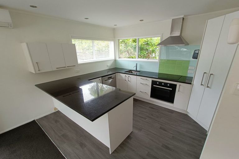 Photo of property in 1/108 Monarch Avenue, Hillcrest, Auckland, 0627