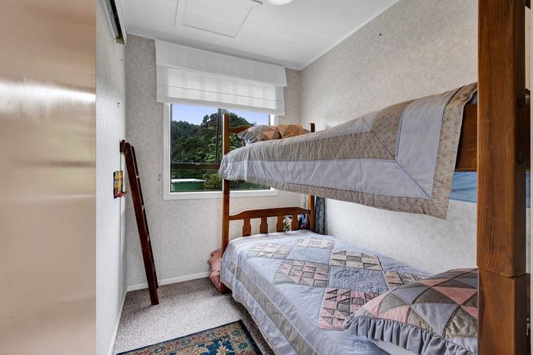Photo of property in 21 Hills Road, Tongaporutu, Urenui, 4378