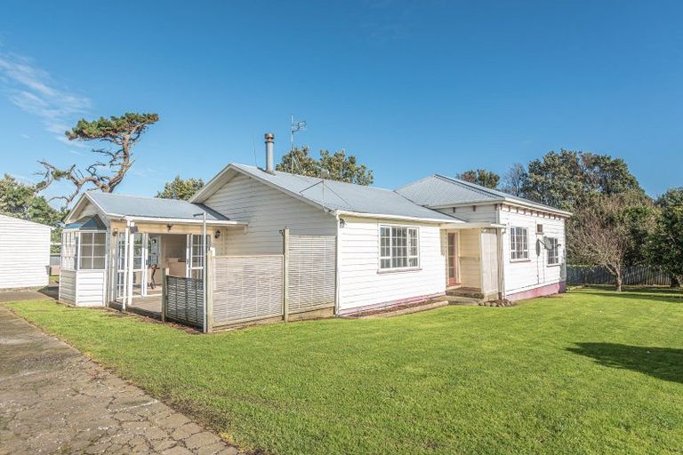 Photo of property in 174 Patea Road, Patea, 4597