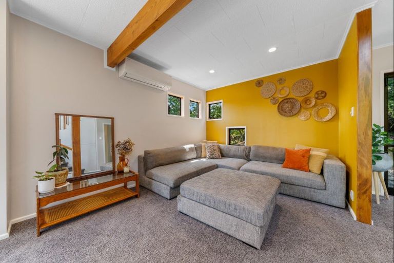 Photo of property in 13 Honnor Place, Hurdon, New Plymouth, 4310