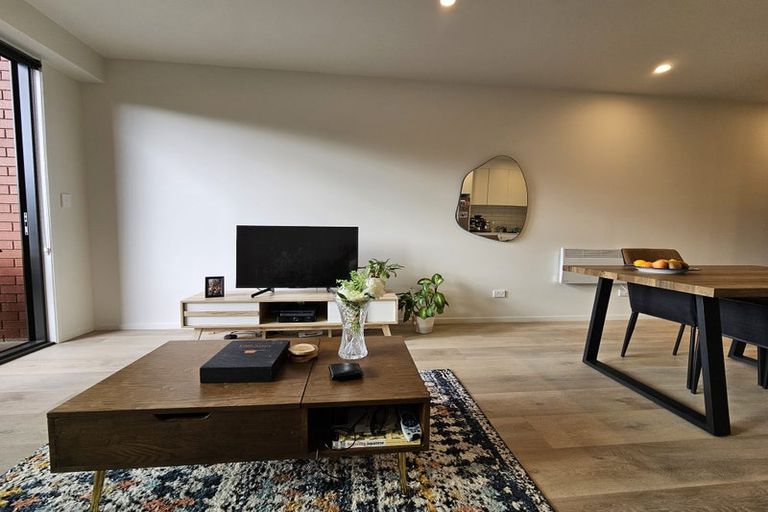 Photo of property in 203/2a Matatiki Street, Northcote, Auckland, 0627