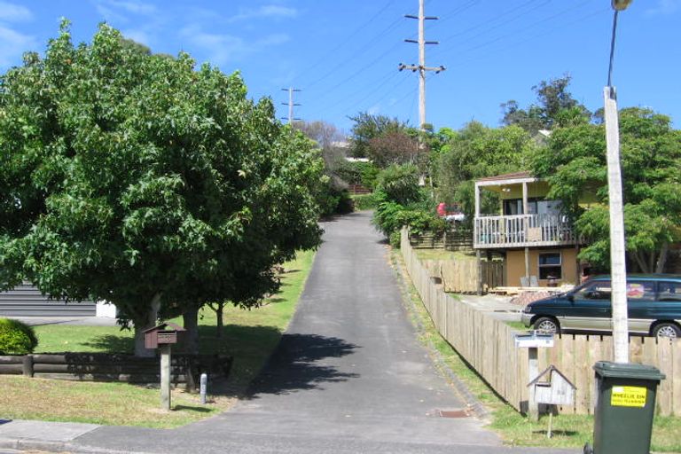 Photo of property in 29 Santiago Crescent, Unsworth Heights, Auckland, 0632