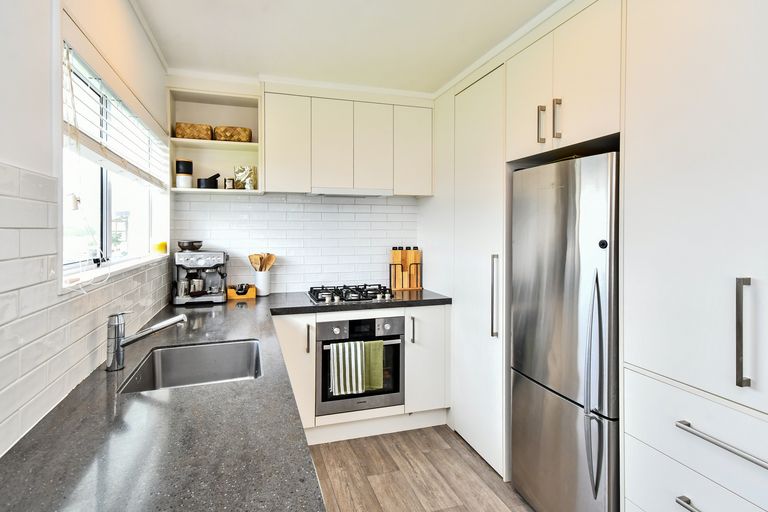 Photo of property in 6 Lorelei Place, Opaheke, Papakura, 2113