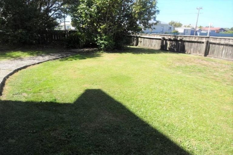 Photo of property in 110a Romilly Street, Westport, 7825