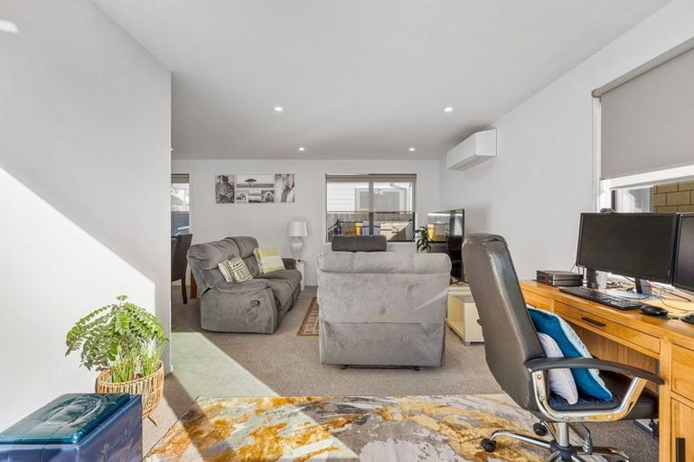 Photo of property in 10a Crest Street, Tainui, Dunedin, 9013
