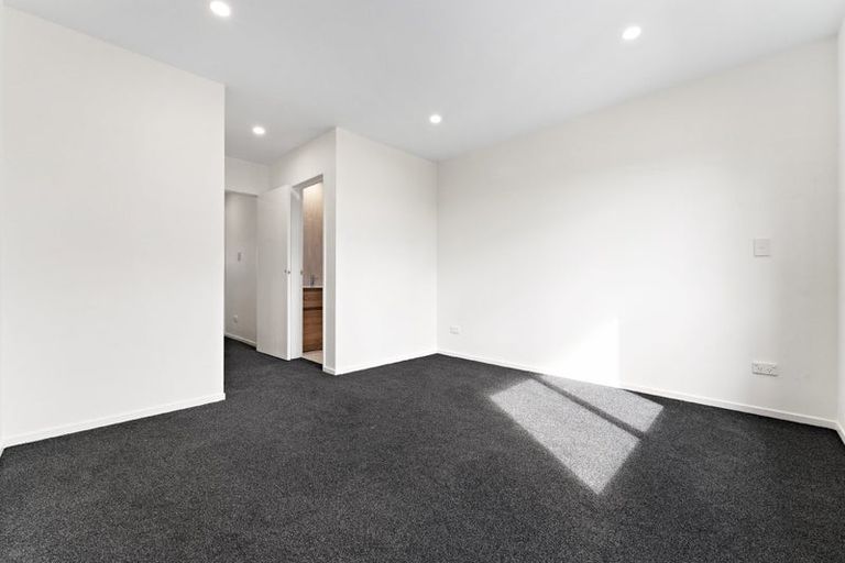Photo of property in 2d Clutha Crescent, Clover Park, Auckland, 2023