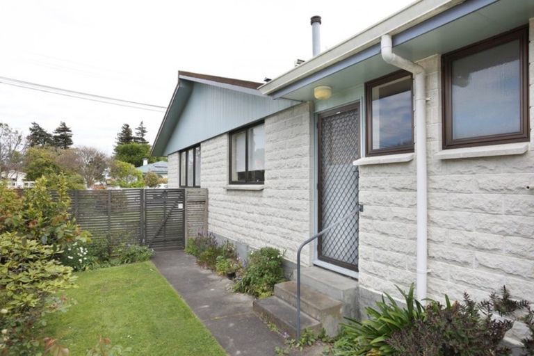 Photo of property in 12a Signal Street, Marton, 4710