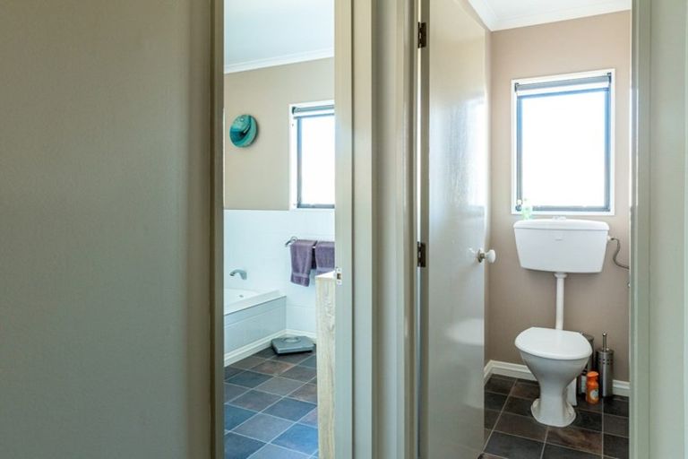 Photo of property in 4 Hunter Street, Westport, 7825