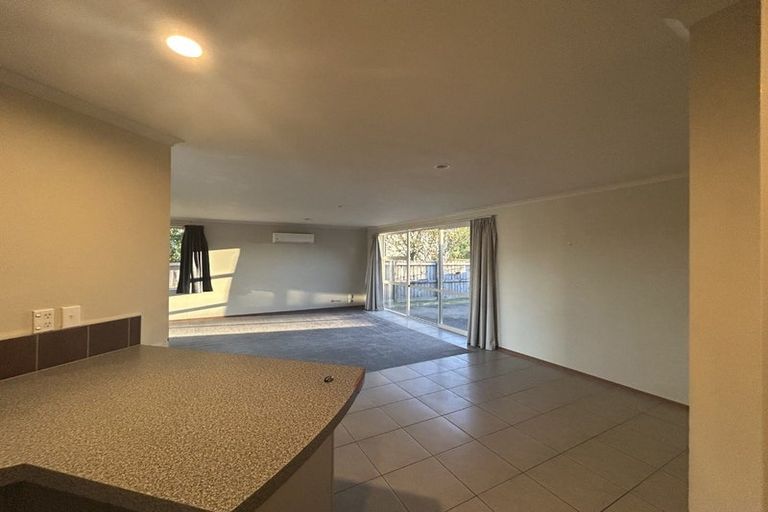 Photo of property in 1 Rosewood Court, Huntington, Hamilton, 3210