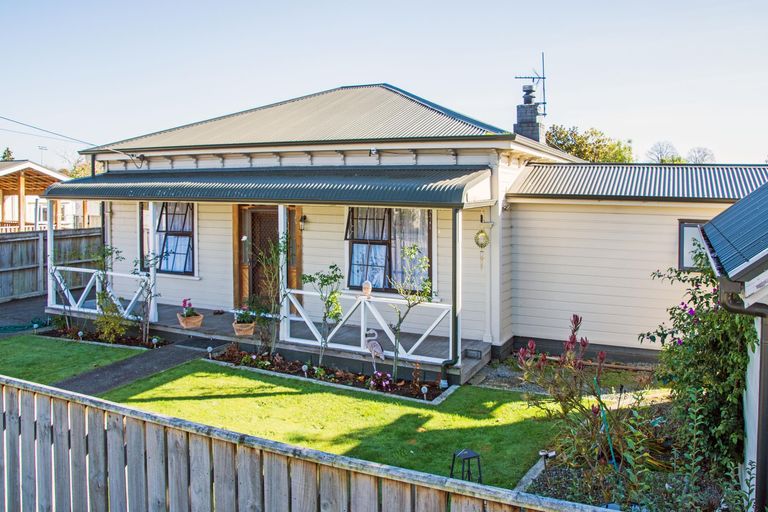 Photo of property in 12 Casel Street, Masterton, 5810