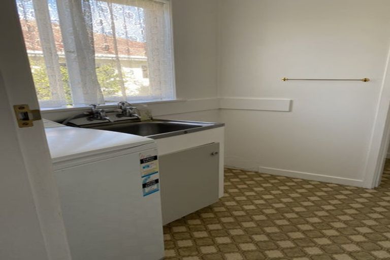 Photo of property in 33 Galloway Street, Hamilton East, Hamilton, 3216