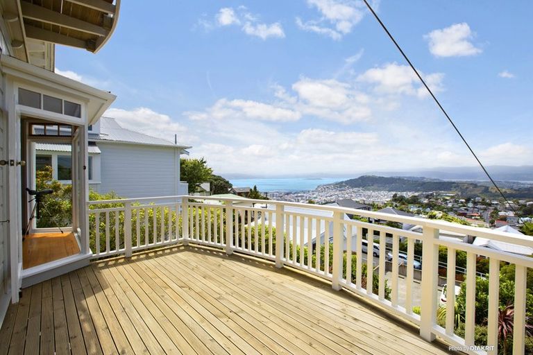 Photo of property in 58 Mitchell Street, Brooklyn, Wellington, 6021