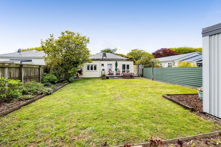 Photo of property in 427 Broadway, Stratford, 4332