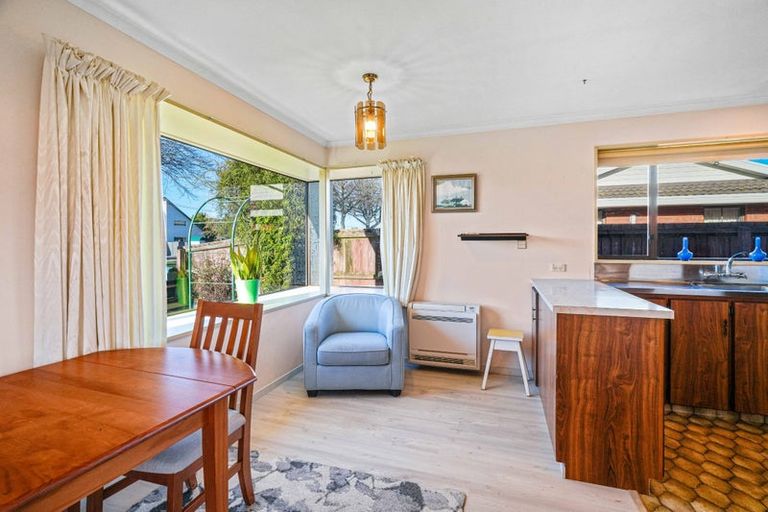 Photo of property in 357a Harewood Road, Bishopdale, Christchurch, 8053