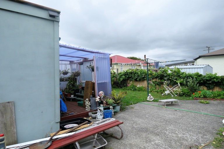 Photo of property in 23 Palmerston Street, Westport, 7825