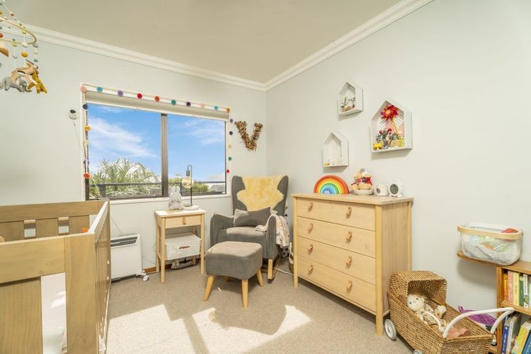 Photo of property in 23 Patiki Place, Titahi Bay, Porirua, 5022