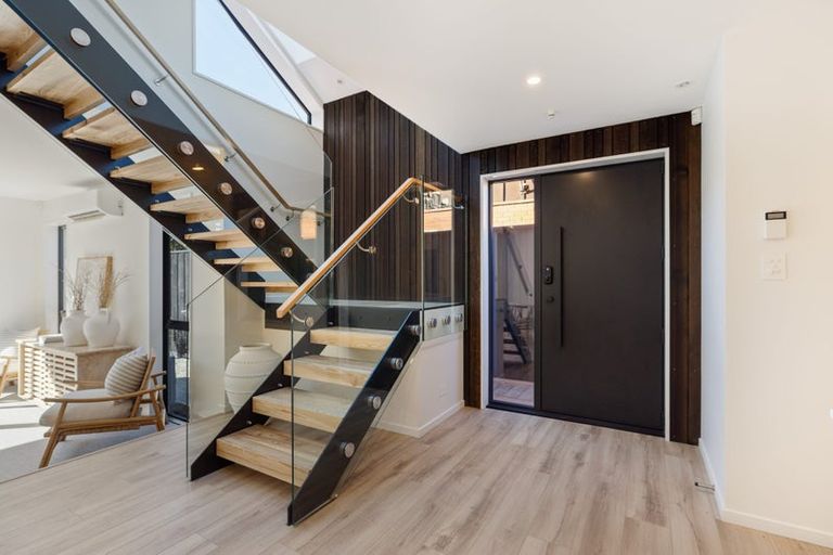 Photo of property in 12a Albany Street, St Albans, Christchurch, 8014