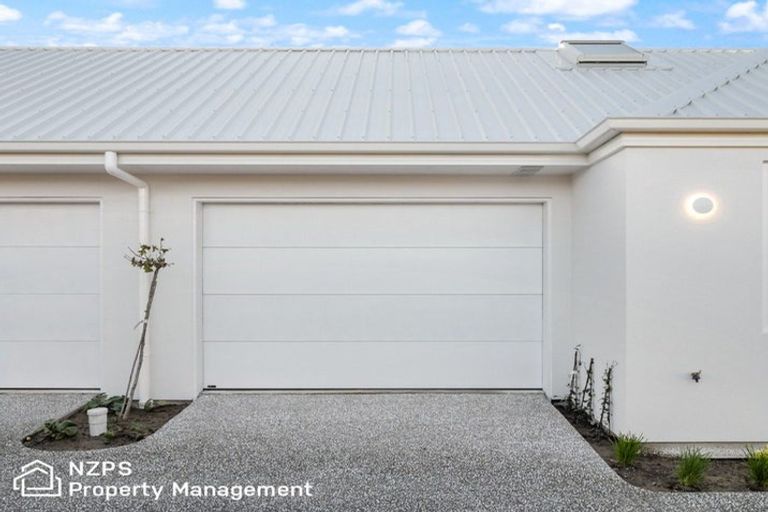 Photo of property in 6-d Berwick Street, Mosgiel, 9024