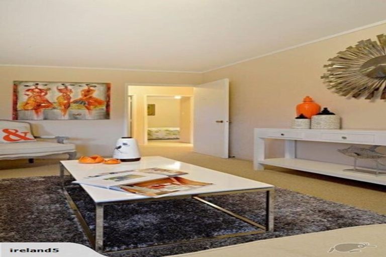 Photo of property in 2/12 Priestley Drive, Bucklands Beach, Auckland, 2014