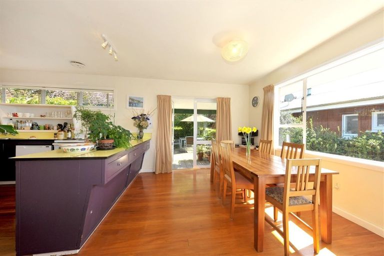 Photo of property in 52 Albert Terrace, Saint Martins, Christchurch, 8022