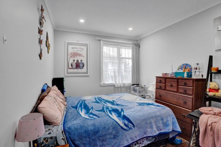 Photo of property in 10 Acourt Street, Hawera, 4610