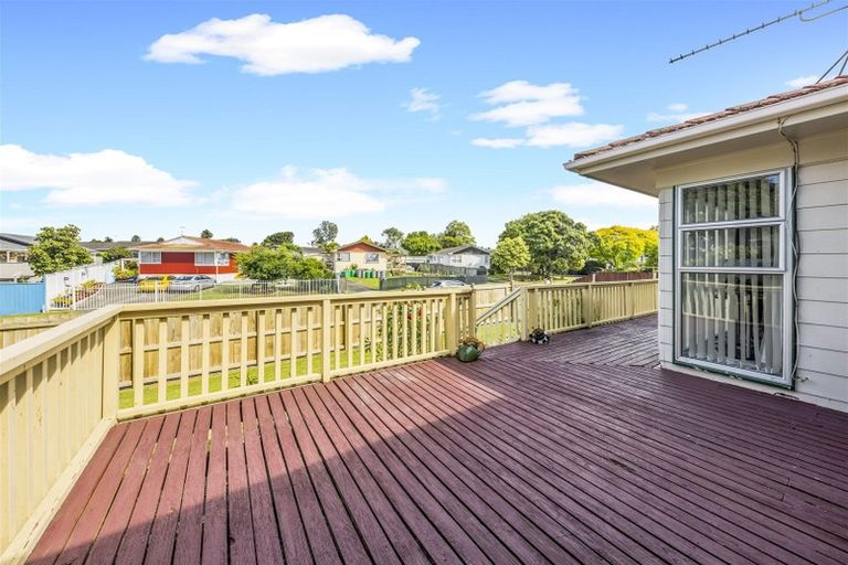 Photo of property in 3 Carter Place, Manurewa, Auckland, 2102