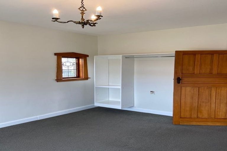 Photo of property in 8 Walsall Street, Addington, Christchurch, 8024