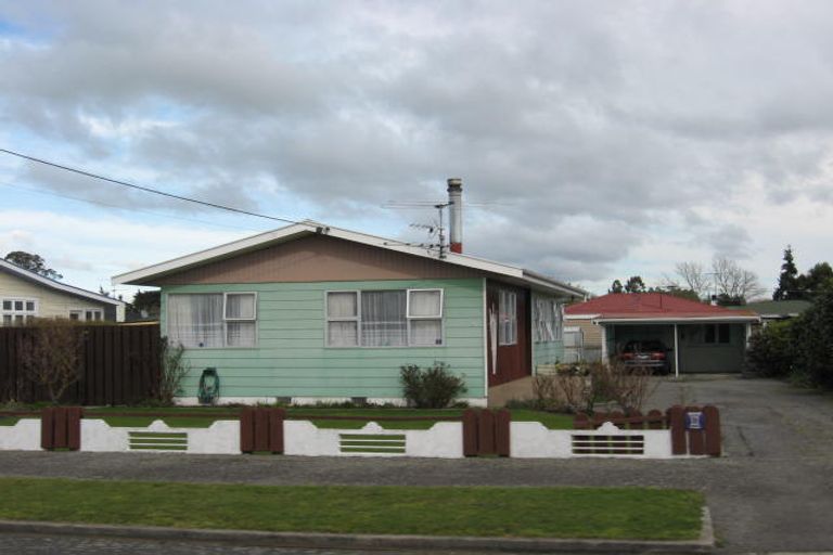 Photo of property in 82 Herbert Street, Masterton, 5810