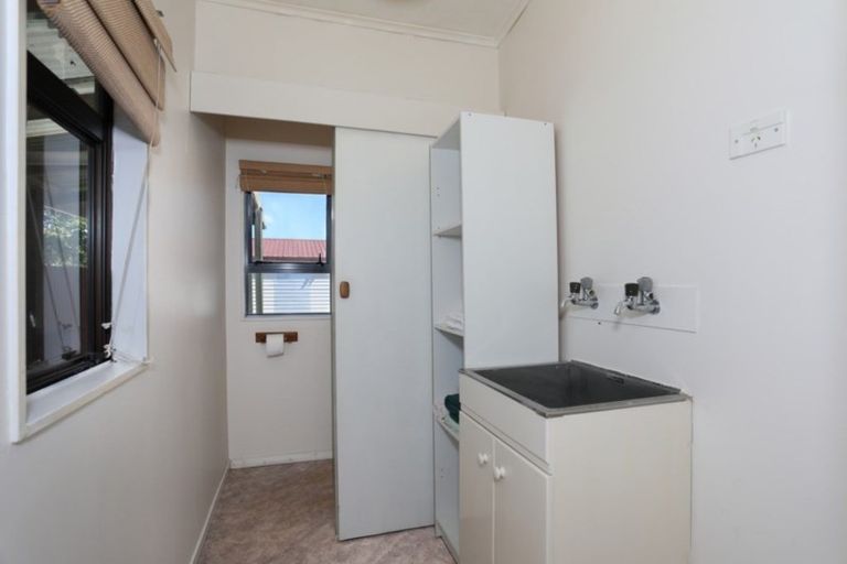 Photo of property in 10 Vera Street, Marton, 4710