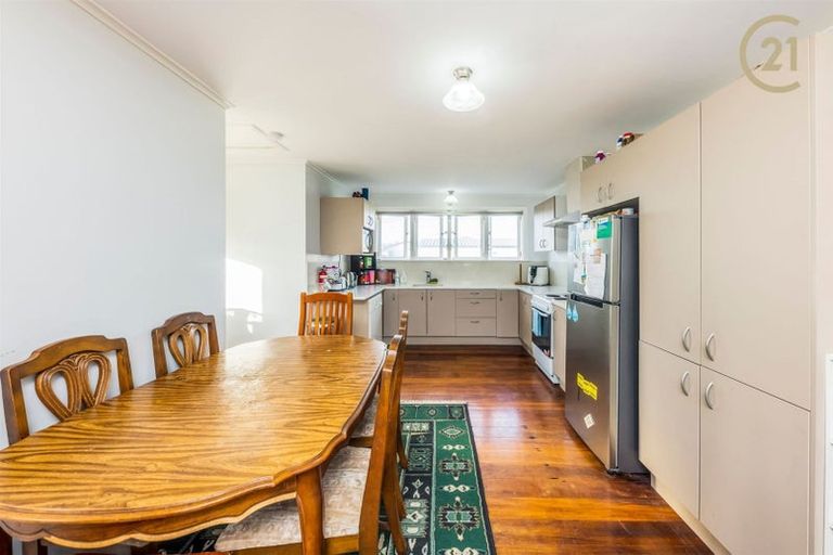 Photo of property in 1/35 Hill Crescent, Papakura, 2110