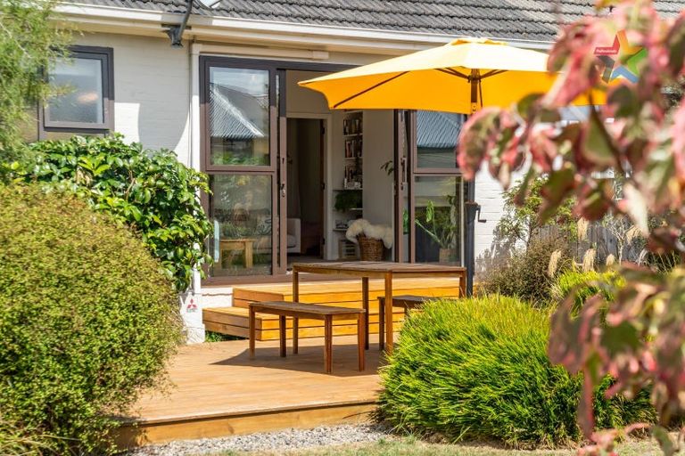 Photo of property in 225 Riverside Drive, Waterloo, Lower Hutt, 5011