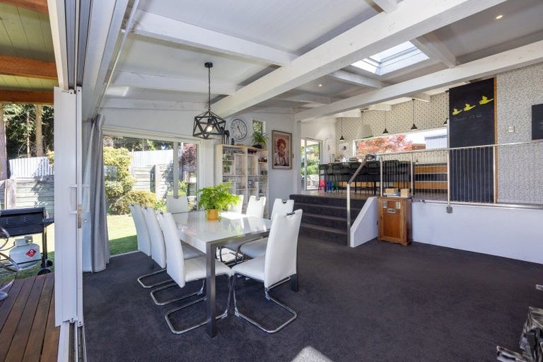 Photo of property in 12 Hillview Place, Wanaka, 9305