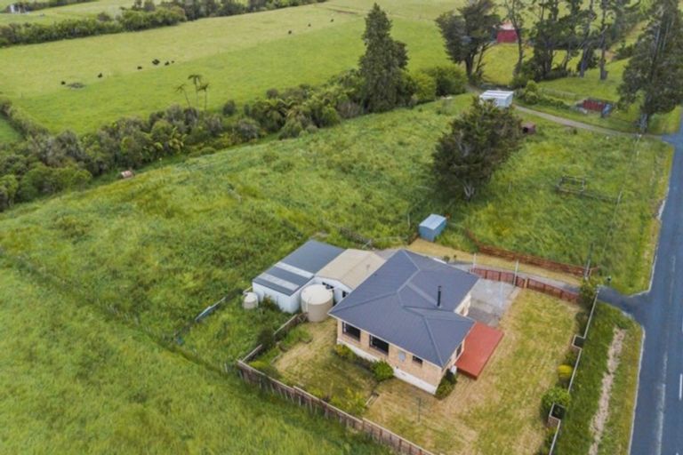 Photo of property in 303 Lepper Road, Egmont Village, Inglewood, 4386