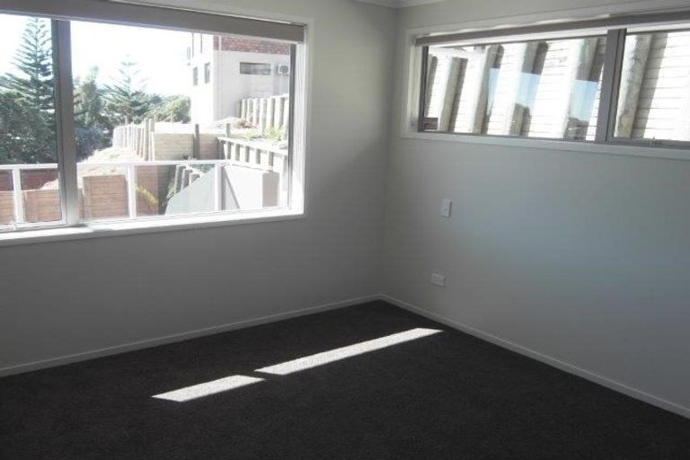 Photo of property in 11 Lavender Close, Spotswood, New Plymouth, 4310