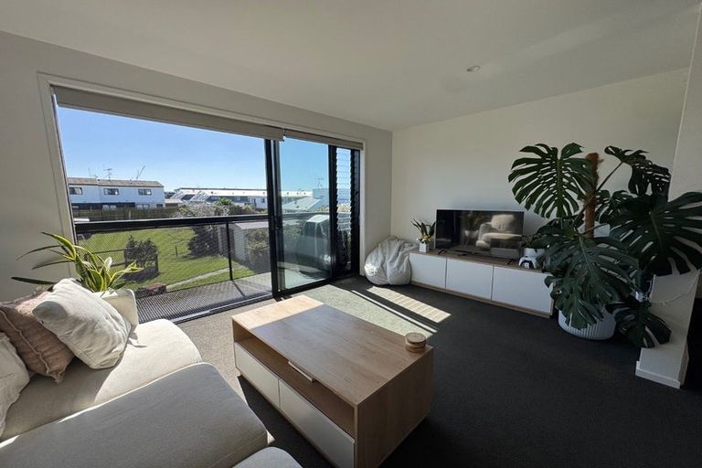 Photo of property in 7/63 Tawa Street, Mount Maunganui, 3116