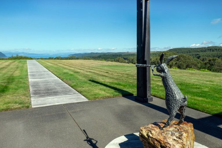Photo of property in 122 Hitiri Road, Kinloch, Taupo, 3377