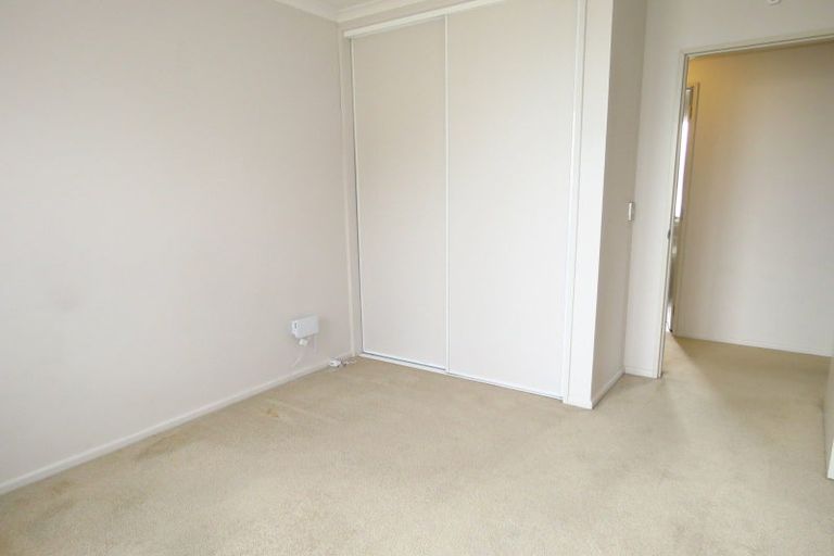 Photo of property in 3/3 Harkness Place, Westport, 7825