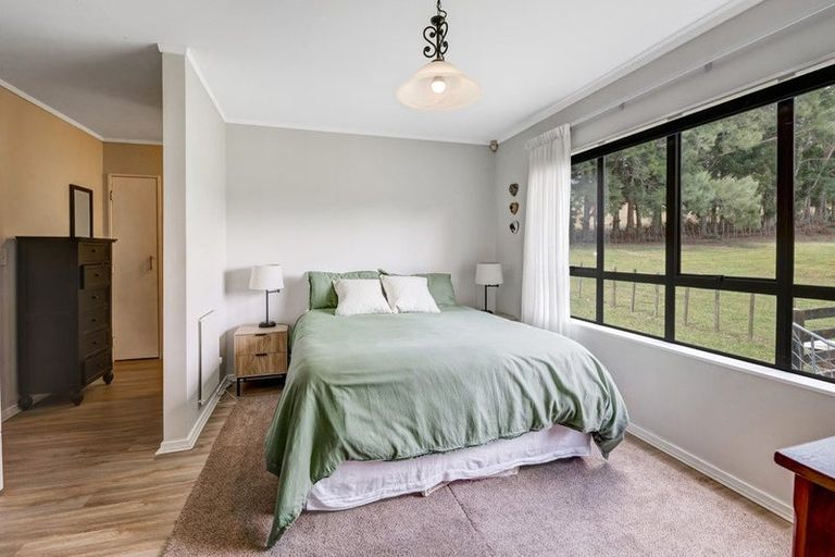 Photo of property in 414 Kaipara Coast Highway, Helensville, Kaukapakapa, 0871