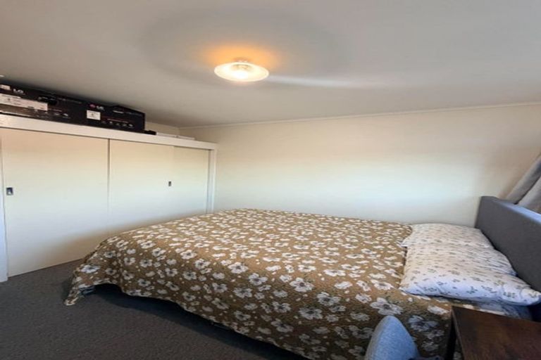 Photo of property in 95 Farmer Crescent, Taita, Lower Hutt, 5011