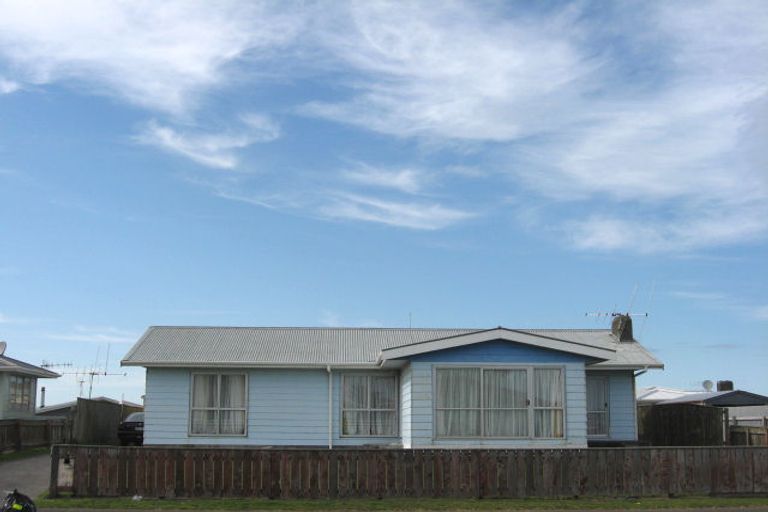 Photo of property in 45 Lee Street, Castlecliff, Whanganui, 4501