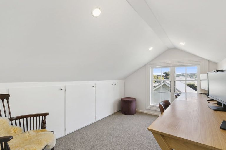 Photo of property in 40 Aparima Avenue, Miramar, Wellington, 6022