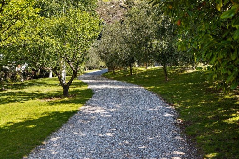 Photo of property in 1800 Gibbston Highway, Gibbston, Queenstown, 9371