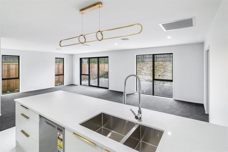 Photo of property in 15 Fountain Place, Rolleston, 7614