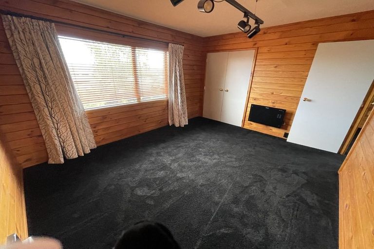 Photo of property in 261 Great North Road, Henderson, Auckland, 0612