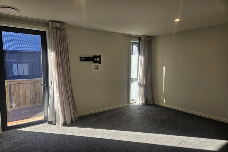 Photo of property in 141 Spur Ridge Rise, Jacks Point, 9371