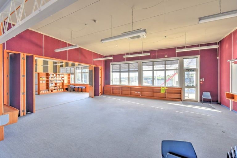 Photo of property in 22 Glenham School Road, Glenham, Wyndham, 9891