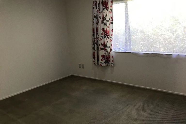 Photo of property in 103a Glengarry Road, Glen Eden, Auckland, 0602